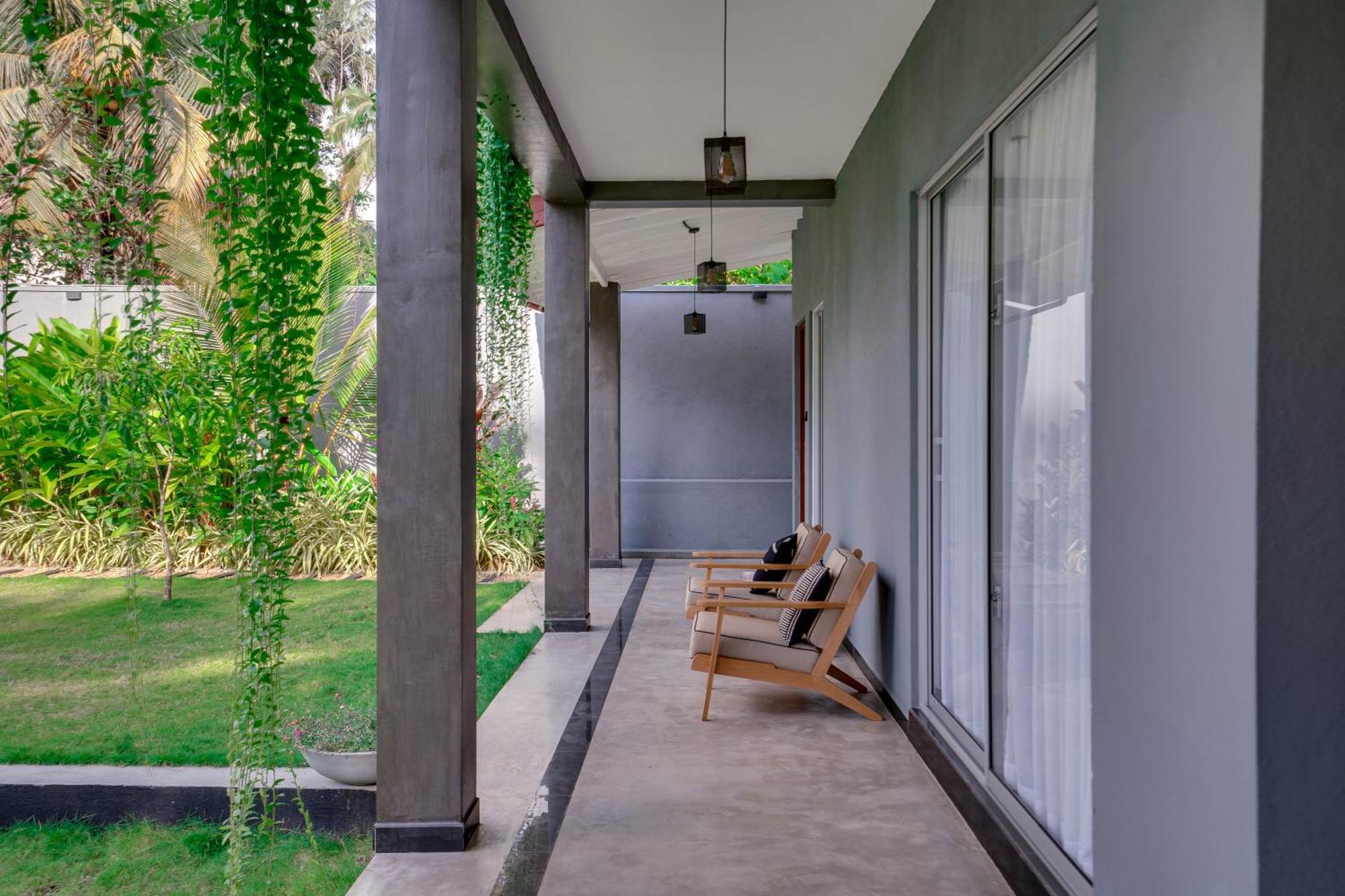 Hasthri Boutique Red Chalet In Ahangama With Pool Near Beach Exterior foto
