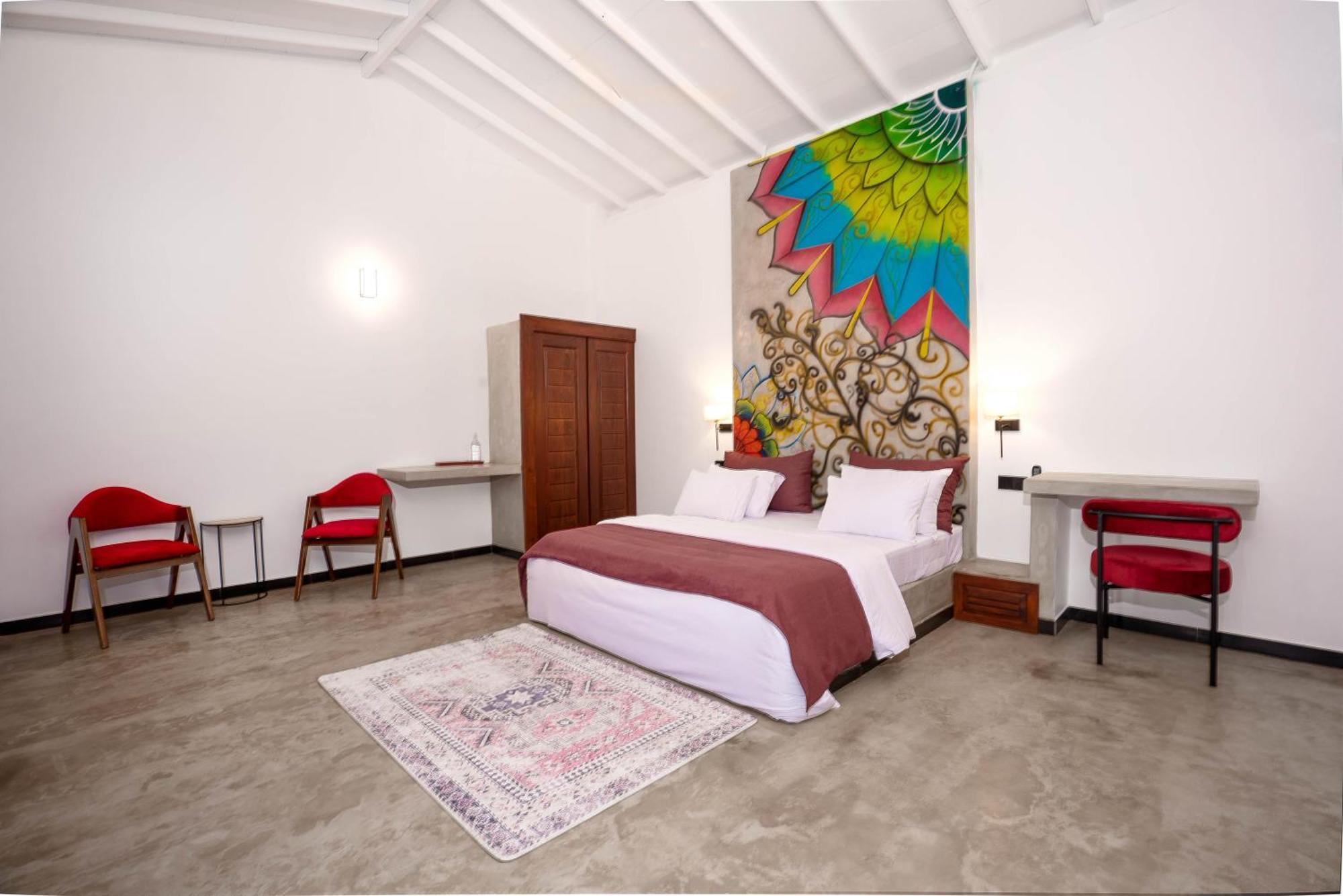 Hasthri Boutique Red Chalet In Ahangama With Pool Near Beach Exterior foto