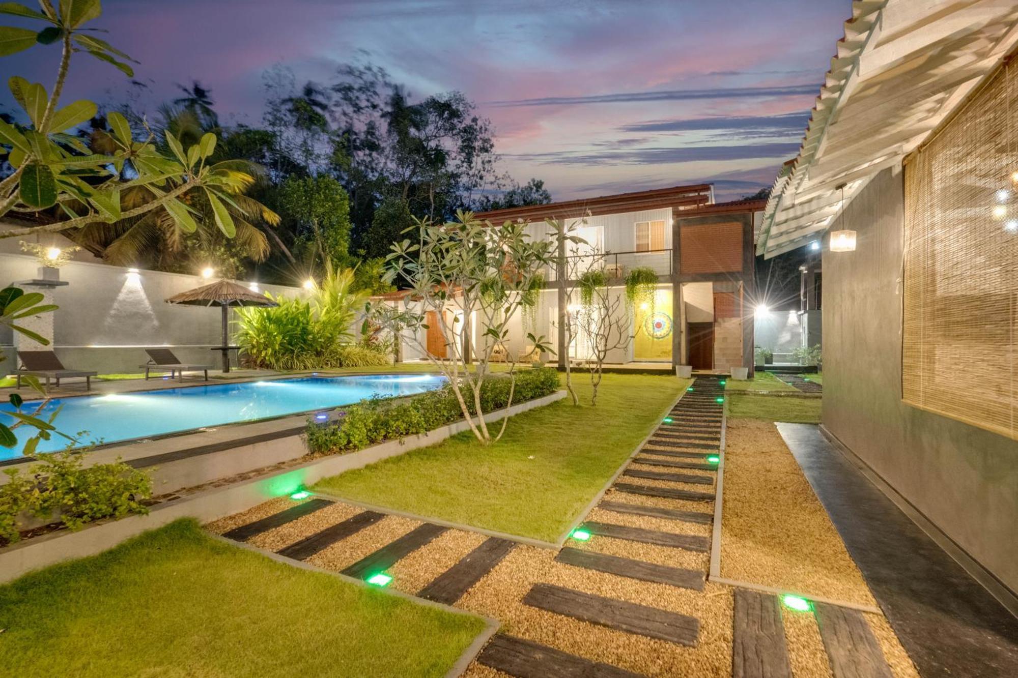 Hasthri Boutique Red Chalet In Ahangama With Pool Near Beach Exterior foto