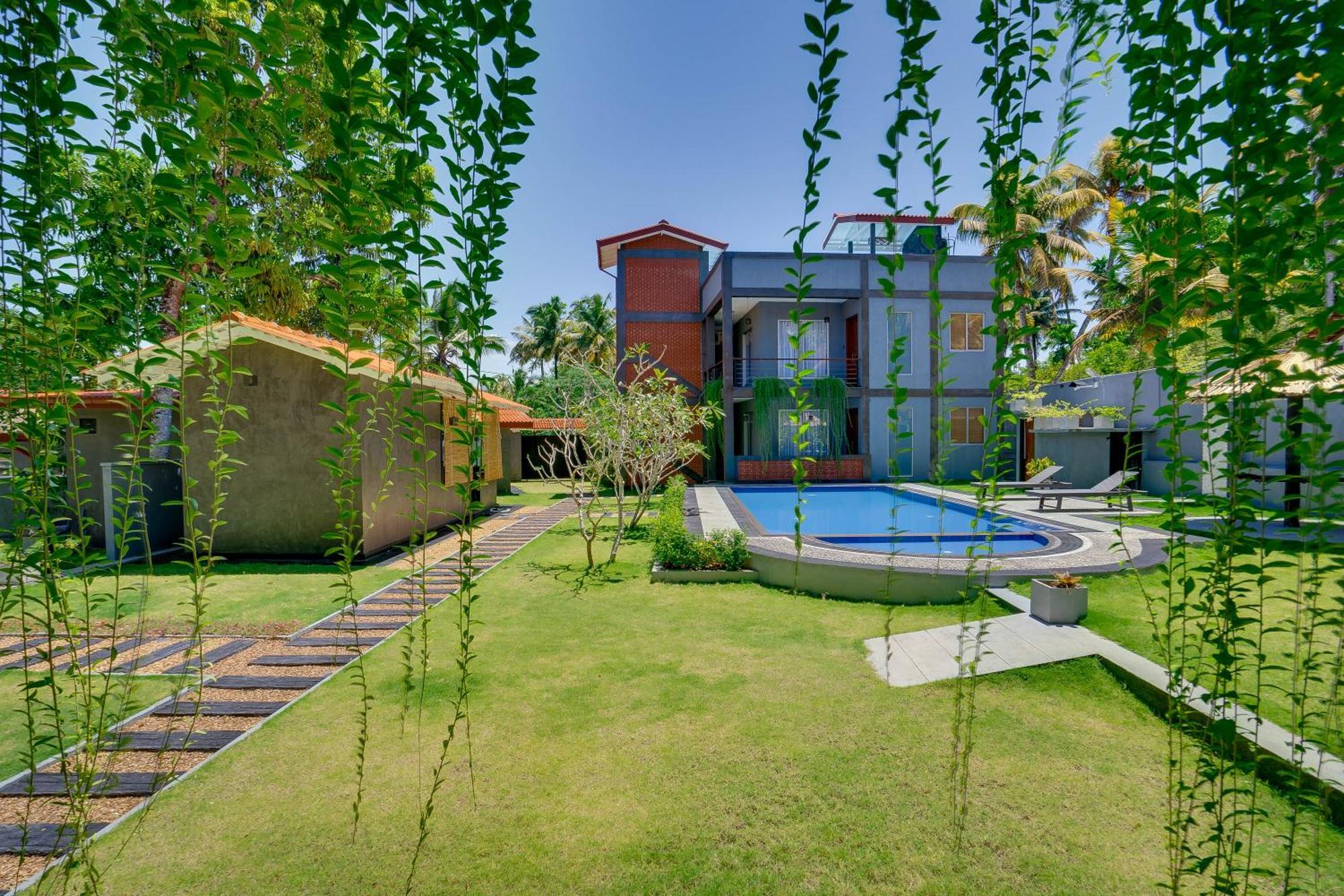 Hasthri Boutique Red Chalet In Ahangama With Pool Near Beach Exterior foto